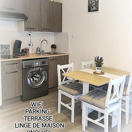 Charmant Studio Climatise 24 M2 Terrasse A 100M De La Plage Saint-Mandrier-sur-Mer Bagian luar foto